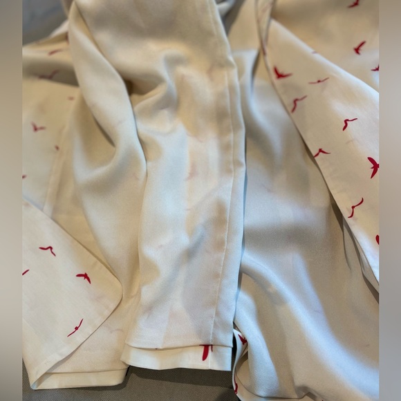 PJK cream open blazer with tiny red abstract birds. Rayon but feels like silk. - Picture 6 of 10
